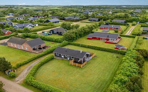 Picabo - 750M to the Fjord: Dak, Huis, Woongebied, Landschap, Huis, Land Lot, Plain, Landelijk Gebied, Menselijke Nederzetting, Veld
