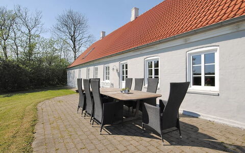 Alois - 1Km to the Fjord: Dak, Huis, Huis, Verblijf, Deur, Siding, Dek, Veranda, Plank, Hardwood