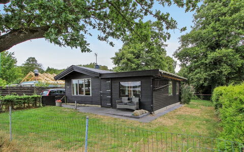 Graa: Dak, Huis, Land Lot, Huis, Verblijf, Landgoed, Garden Gebouwen, Schaduw, Blokhut, Landscaping