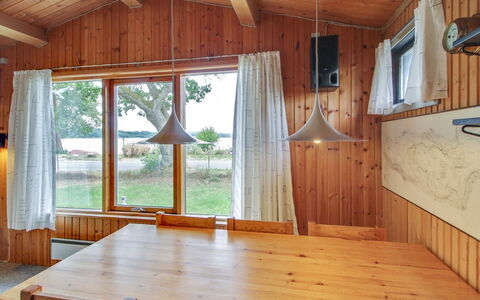 Graa: Dak, Huis, Land Lot, Huis, Verblijf, Landgoed, Garden Gebouwen, Schaduw, Blokhut, Landscaping