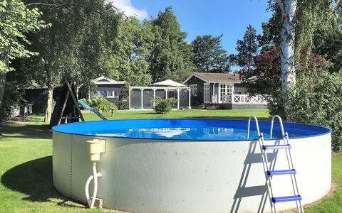 Jeip - 400M to the Fjord: Blauw, Samengesteld Materiaal, Zwembad, Vrije Tijd, Tuin, Schaduw, Backyard, Landscaping, Gazon, Werf