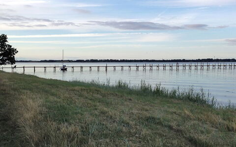 Jeip - 400M to the Fjord: Lucht, Water, Watervoorraden, Zwemwater, Horizon, Natuurlijk Landschap, Waterweg, Plain, Kust En Oceanic Landvormen