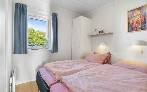 Højer 621: Slaapkamer, Interieur Ontwerp, Bed, Plafond, Verdieping, Meubilair, Huis, Appartement, Laken, Bedding