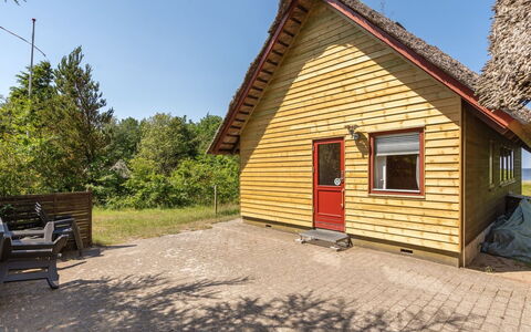 Ingeborg - 100M to the Fjord: Dak, Huis, Huis, Verblijf, Siding, Landgoed, Oprit, Garden Gebouwen, Werf, Schuur