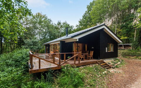 Nelie - 40Km from the Sea: Zwembad, Buitenmeubels, Meubilair, Toevlucht, Flagstone, Eco Hotel, Schaduw, Stoel, Vrije Tijd, Landgoed