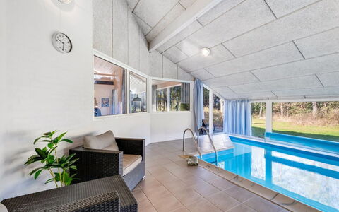 Luciane - 2.5Km from the Sea: Plafond, Zwembad, Toevlucht, Ontwerp, Eco Hotel, Hotel, Villa