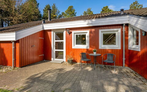 Luciane - 2.5Km from the Sea: Verblijf, Backyard, Werf, Garden Gebouwen, Schuur, Siding, Buitenmeubels, Blokhut, Outdoor Structuur, Keet