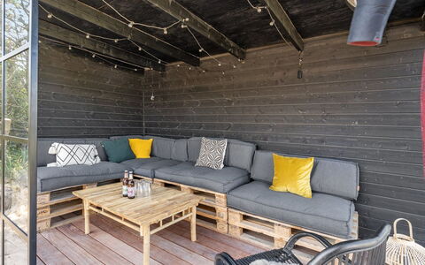 Grimar - 600M from the Sea: Verblijf, Schuur, Hut, Boerderij, Prairie, Keet, Schuur, Blokhut, Garden Gebouwen