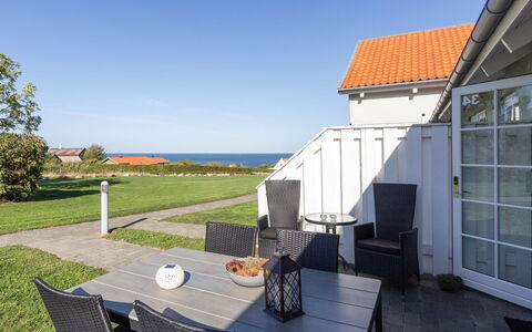 Thamina - 400M from the Sea