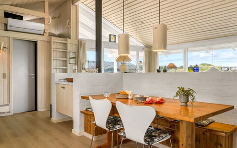 Sigrid - 400M from the Sea: Interieur Ontwerp, Flooring, Meubilair, Hout, Plafond, Verdieping, Lichte Inrichting, Kamer, Keuken, Verlichting