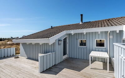 Sigrid - 400M from the Sea