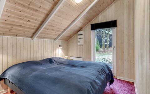 Hailka: Hout, Plafond, Huis, Kamer, Slaapkamer, Hardwood, Lichte Inrichting, Plank, Houten Vloer, Beits
