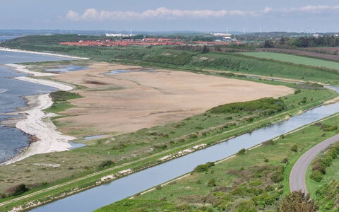 Aranja - 300M to the Fjord: Watervoorraden, Water, Zwemwater, Waterweg, Kanaal, Bank, Kust En Oceanic Landvormen, Waterloop, Kust, Landschap