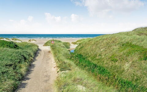 Ejvind - 100M from the Sea: Blauw, Groen, Natuurlijke Omgeving, Ecoregio, Kust, Horizon, Grasland, Zee, Kust En Oceanic Landvormen, Plantengemeenschap