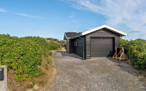 Ejvind - 100M from the Sea: Zee, Kust, Oceaan, Verblijf, Kust, Baai, Geluid, Strand
