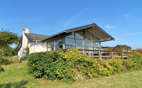 Frithger - 300M from the Sea: Struik, Huis, Verblijf, Huis, Dak, Land Lot, Landelijk Gebied, Landgoed, Boerderij