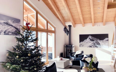 Penthouse Victoria'S Home im Haus Judith: Meubilair, Interieur Ontwerp, Hout, Huis, Woonkamer, Plafond, Kamer, Stoel, Winter, Houten Vloer
