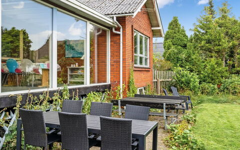 Mats - 5.3Km from the Sea: Gras, Grasland, Landschap, Ecoregio, Plain, Plantengemeenschap, Land Lot, Buitenmeubels, Prairie, Shrubland