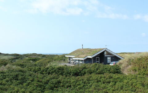 Eunike - 220M from the Sea: Verblijf, Dak, Landelijk Gebied, Hut, Boerderij, Thatching
