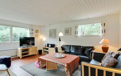 Eetu - 1.3Km from the Sea