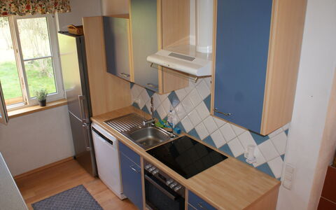 Reiter: Cabinetry, Venster, Hout, Interieur Ontwerp, Countertop, Verdieping, Gebouw, Flooring, Keuken, Hardwood
