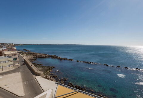 Suite Le Vele: Blauw, Water, Zwemwater, Horizon, Zee, Kust, Kust En Oceanic Landvormen, Oceaan, Kust, Strand