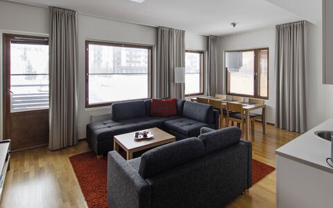 Nordic Chalet 9312