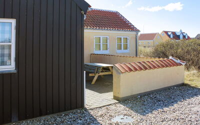 Nille - 100M from the Sea