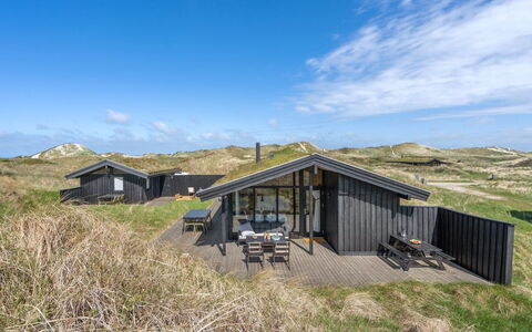 Ilmari - 190M from the Sea: Huis, Dak, Huis, Verblijf, Schuur, Garden Gebouwen, Siding, Werf, Blokhut, Hut