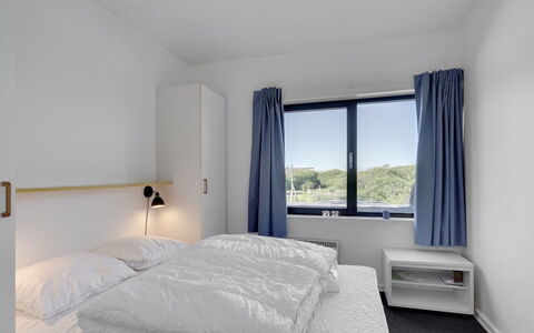 Marinus - 100M from the Sea: Slaapkamer, Daylighting, Hotel, Bed, Bedding