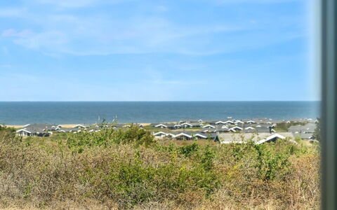 Merete - 900M from the Sea: Hout, Dak, Architectuur, Huis, Huis, Verblijf, Siding, Hardwood, Helling, Landgoed