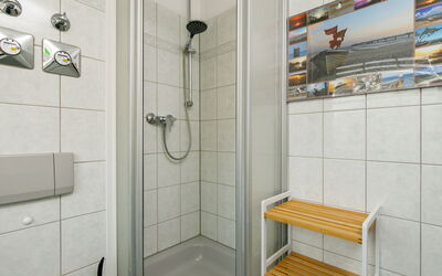 Accommodatie:&nbsp;Schwarz 275.3