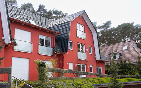 Sonnenküste: Huis, Huis, Woongebied, Verblijf, Landgoed, Siding, Werf, Oprit, Balkon