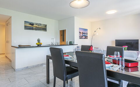 Le Jazz: Meubilair, Tafel, Stoel, Gebouw, Interieur Ontwerp, Bureau, Computer Tafel, Verdieping