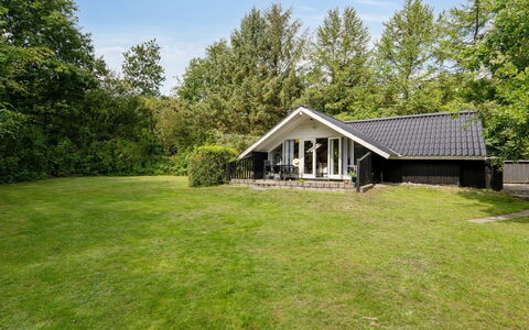 Anselma - 30Km from the Sea: Meubilair, Interieur Ontwerp, Stoel, Flooring, Tafel, Toevlucht, Verdieping, Plafond, Kamer, Eco Hotel