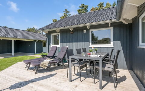 Elina - 600M from the Sea: Verblijf, Schuur, Hut, Boerderij, Prairie, Keet, Schuur, Blokhut, Garden Gebouwen