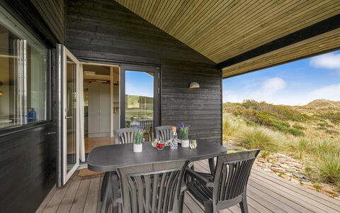 Apolina - from the Sea: Huis, Dak, Huis, Verblijf, Schuur, Garden Gebouwen, Siding, Werf, Blokhut, Hut