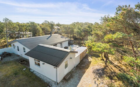 Jytte - 1.7Km from the Sea: Huis, Dak, Huis, Verblijf, Schuur, Garden Gebouwen, Siding, Werf, Blokhut, Hut