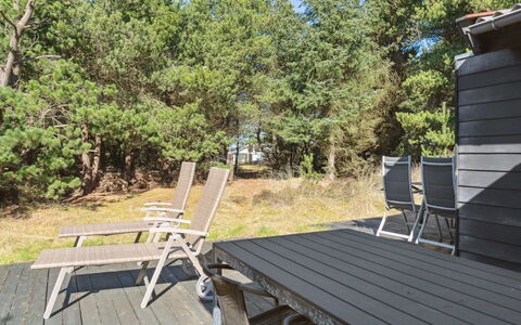 Velika - 1.2Km from the Sea: Dak, Huis, Land Lot, Huis, Verblijf, Landgoed, Garden Gebouwen, Schaduw, Blokhut, Landscaping