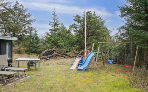 Velika - 1.2Km from the Sea: Dak, Huis, Land Lot, Huis, Verblijf, Landgoed, Garden Gebouwen, Schaduw, Blokhut, Landscaping