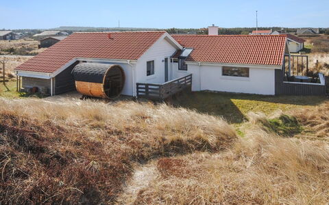 Hilmer - 250M from the Sea: Lucht, Huis, Dak, Verblijf, Huis, Landelijk Gebied, Wolk, Land Lot, Landgoed, Helling