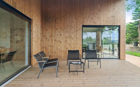 Edina - 350M from the Sea: Architectuur, Dak, Huis, Samengesteld Materiaal, Daylighting, Siding, Oprit