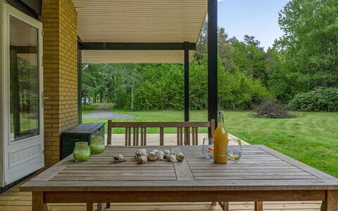 Borka - 1.2Km from the Sea: Meubilair, Hout, Veranda, Tafel, Buitenmeubels, Stoel, Buitentafel, Schaduw, Keuken En Eettafel, Flooring