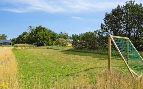 Flaminia - 350M from the Sea: Hout, Huis, Veranda, Dek, Hardwood, Dak, Beits, Houten Vloer, Eco Hotel