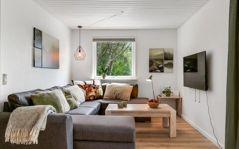 Chiuvana - 1.2Km from the Sea: Huis, Dak, Huis, Verblijf, Schuur, Garden Gebouwen, Siding, Werf, Blokhut, Hut