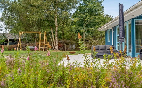 Chiuvana - 1.2Km from the Sea: Huis, Dak, Huis, Verblijf, Schuur, Garden Gebouwen, Siding, Werf, Blokhut, Hut