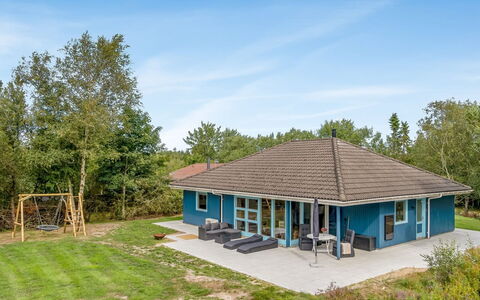 Chiuvana - 1.2Km from the Sea: Huis, Dak, Huis, Verblijf, Schuur, Garden Gebouwen, Siding, Werf, Blokhut, Hut