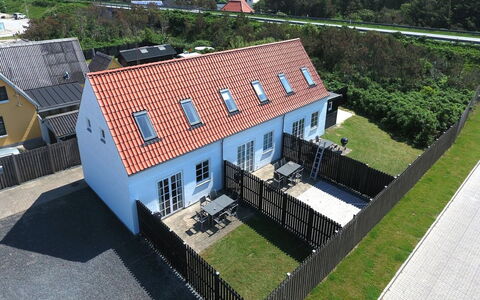 Alessandra - 500M from the Sea: Dak, Landgoed