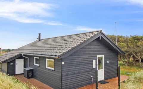 Alma - 500M from the Sea: Architectuur, Dak, Huis, Samengesteld Materiaal, Daylighting, Siding, Oprit