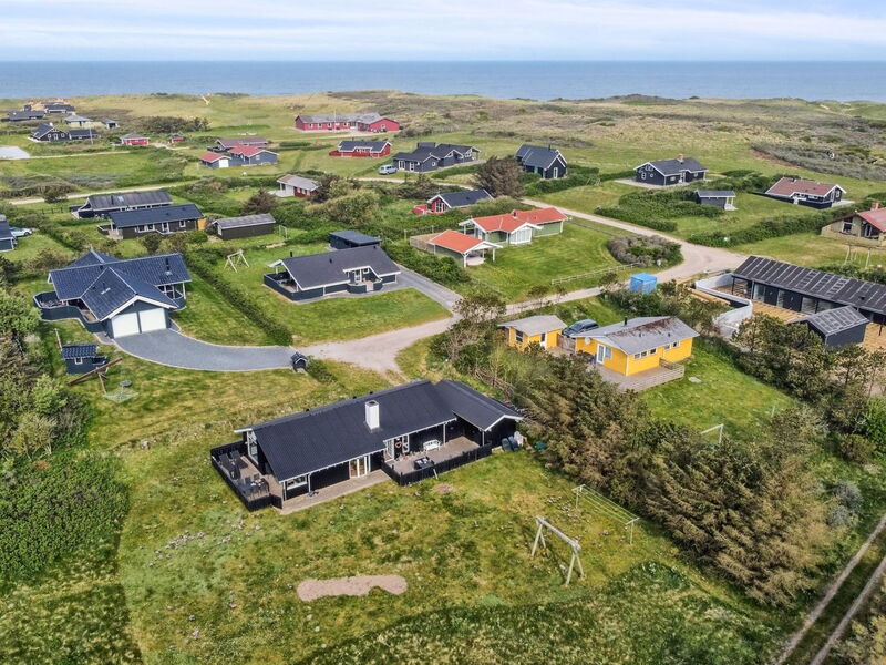 Aike - 400M from the Sea